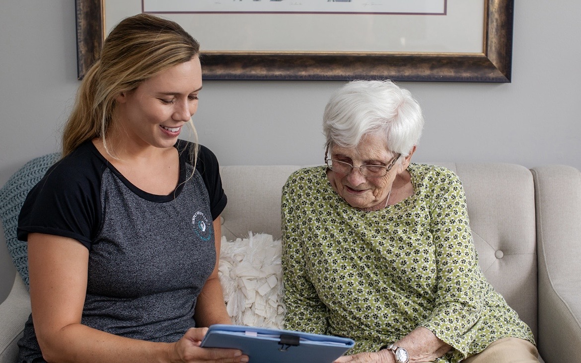 Cindy Bush planning a move with a Simply Shift client